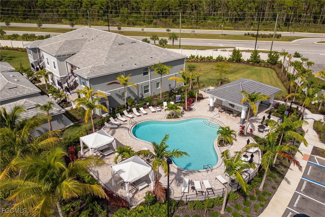 2 Bed Waterfront Home for Sale in Fort Myers, photo 35