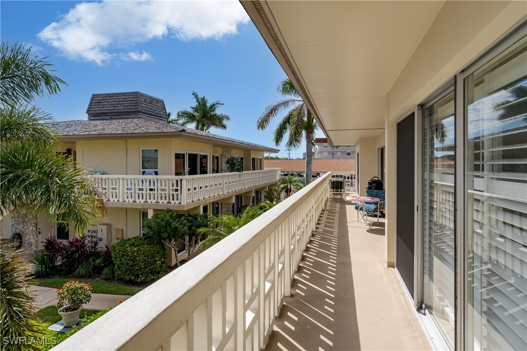 2 Bed Waterfront Home for Sale in Marco Island, photo 35