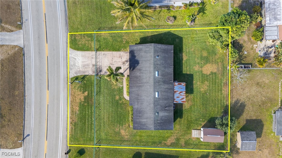 3 Bed SingleFamilyResidence for Sale in Lehigh Acres, photo 35
