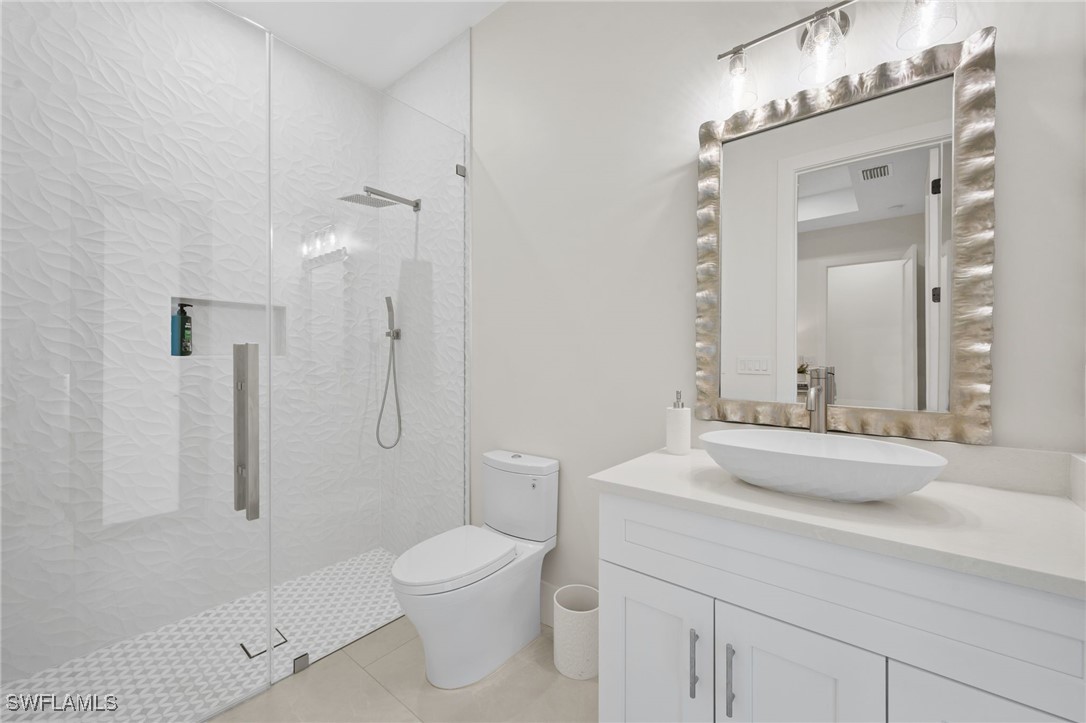 4 Bed SingleFamilyResidence for Sale in Naples, photo 35