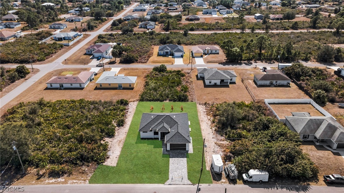3 Bed SingleFamilyResidence for Sale in Lehigh Acres, photo 35