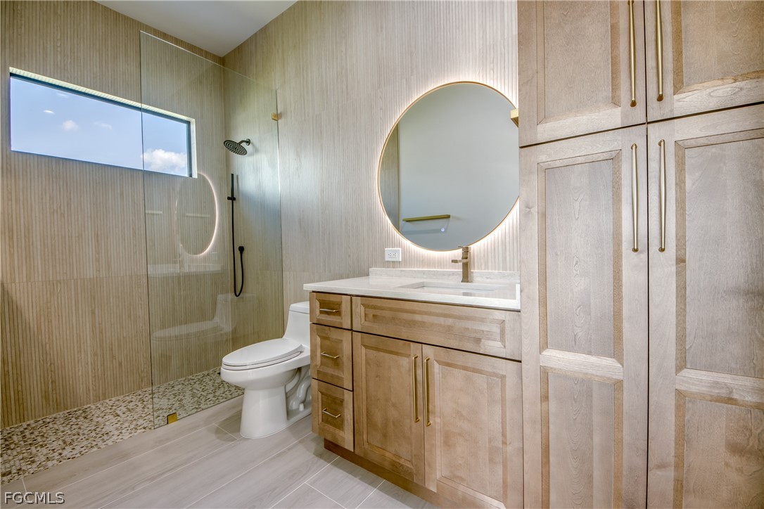 3 Bed Pool Home for Sale in Cape Coral, photo 35