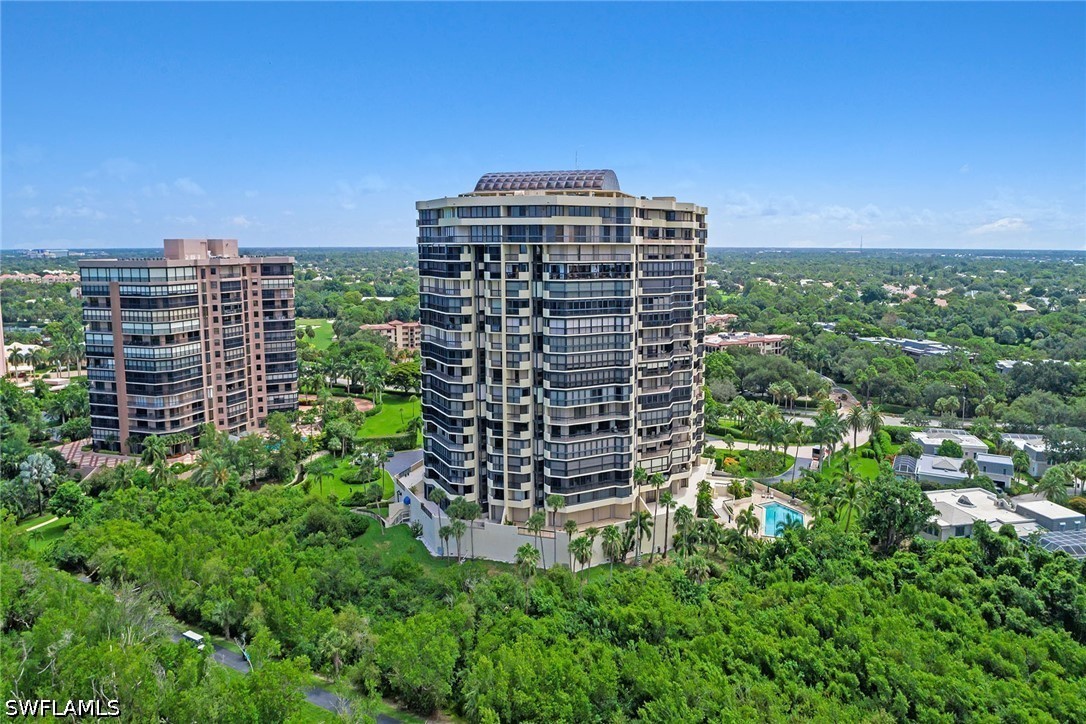 3 Bed Condominium for Sale in Grosvenor, photo 35