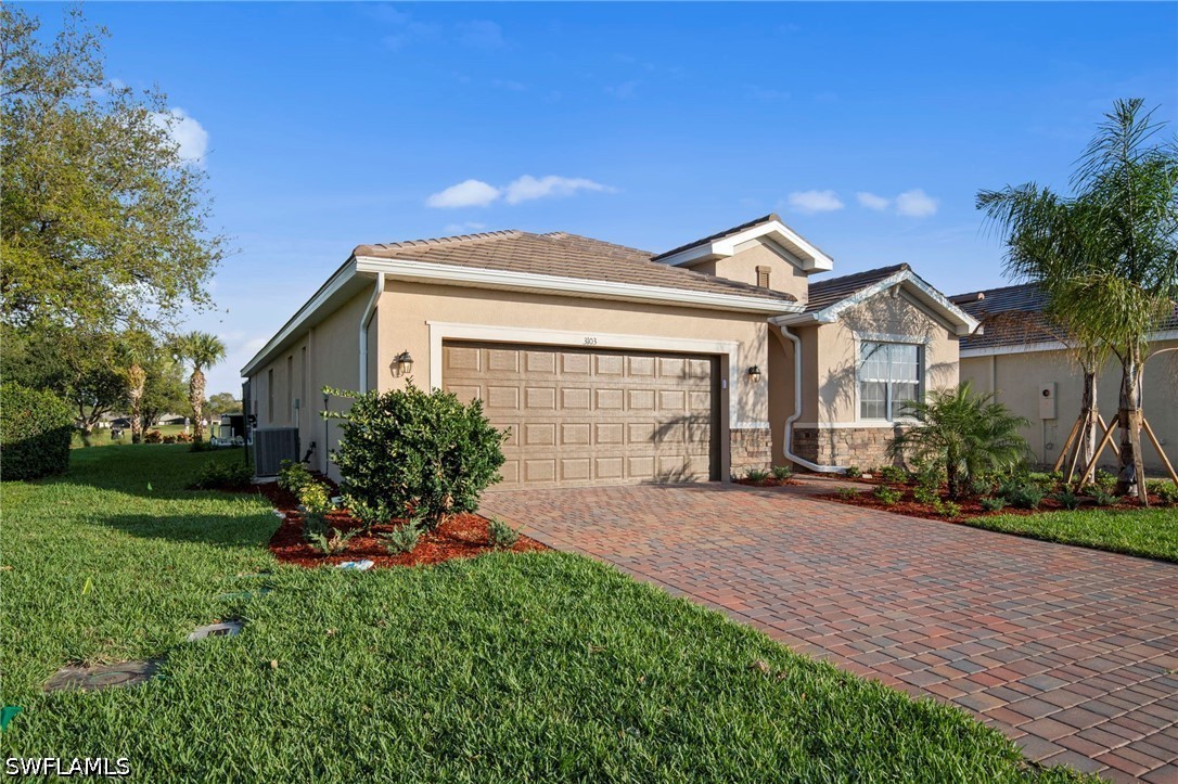 3 Bed Pool Home for Sale in Country Club, photo 35