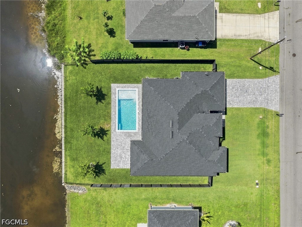 3 Bed Pool Home for Sale in Cape Coral, photo 35