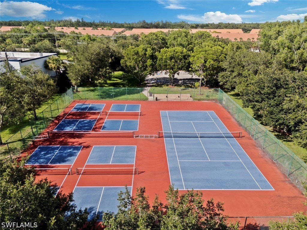 2 Bed Condominium for Sale in Naples, photo 35