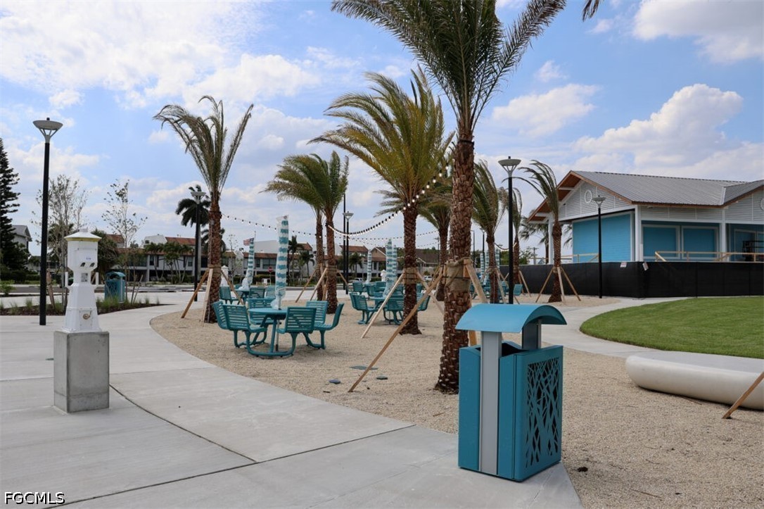 2 Bed Waterfront Home for Sale in Cape Coral, photo 35