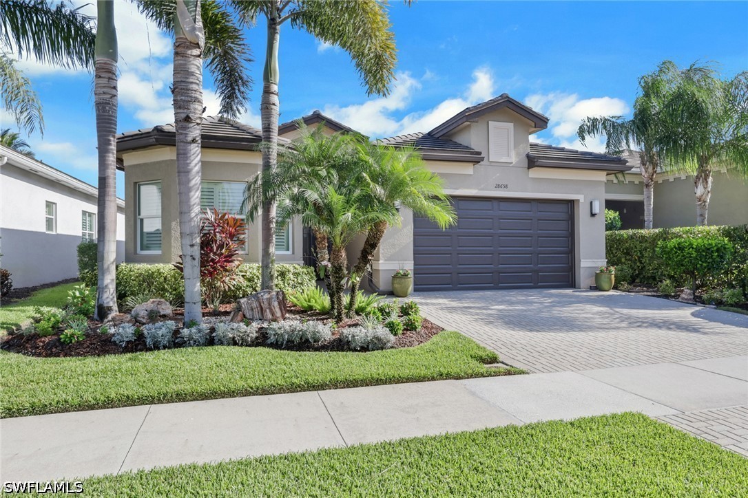 3 Bed Pool Home for Sale in Valencia Bonita, photo 35