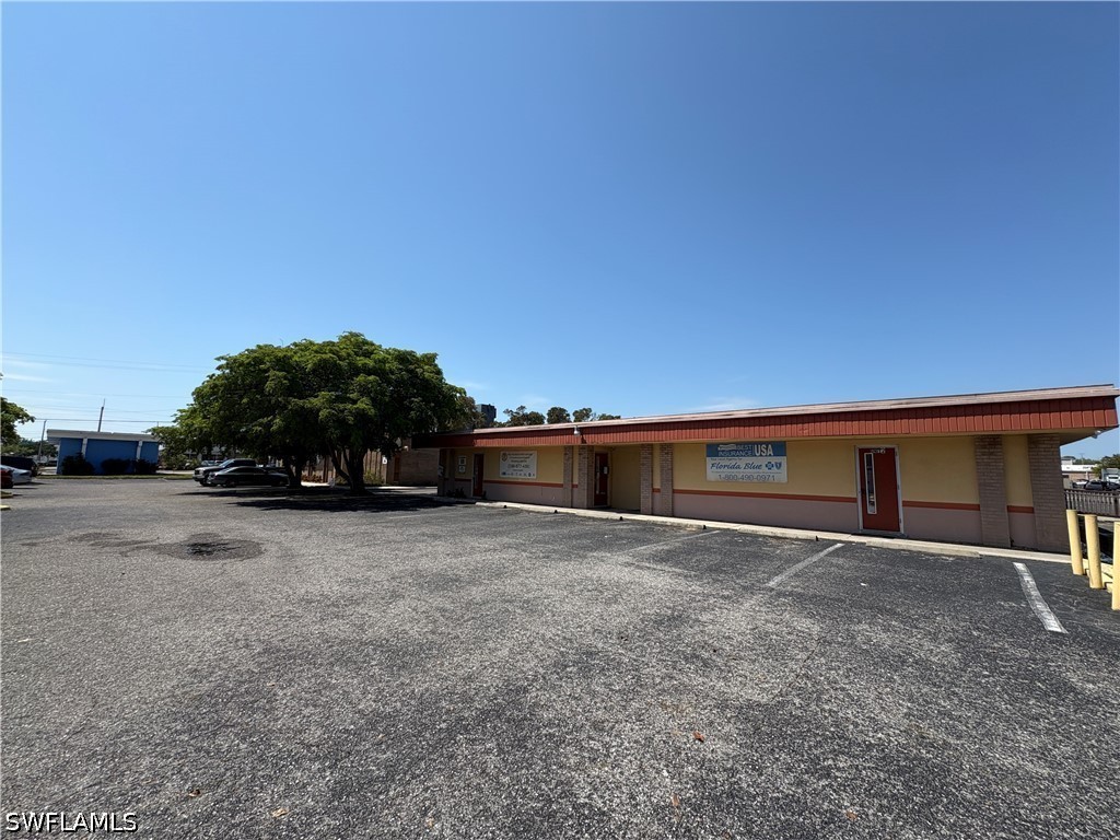 Office for Sale in Fort Myers, photo 35