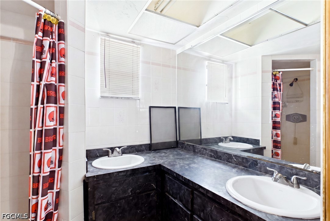 4 Bed Pool Home for Sale in Cape Coral, photo 35
