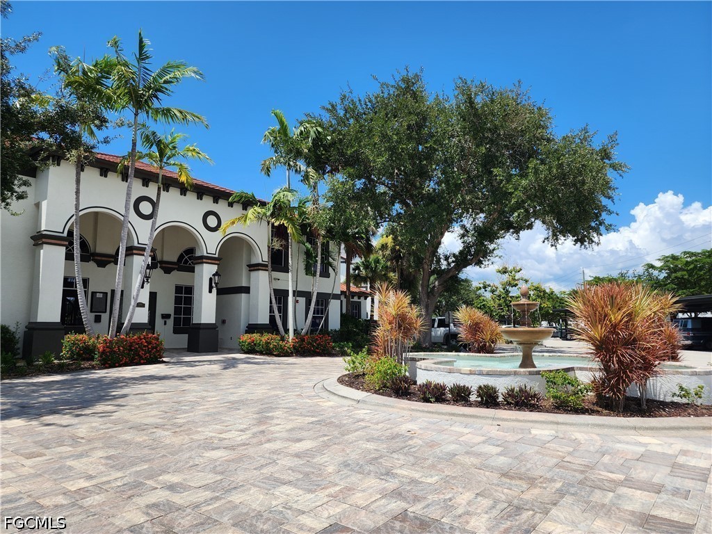 2 Bed Waterfront Home for Sale in Naples, photo 35