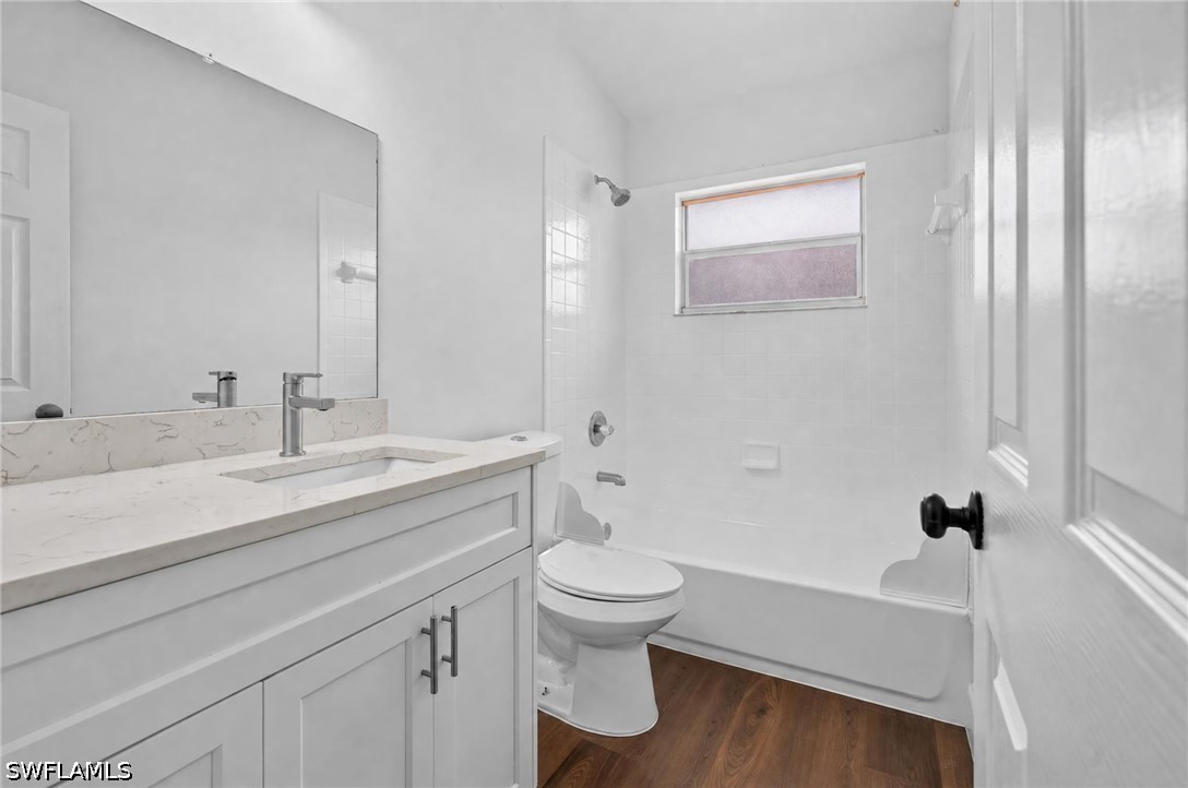 3 Bed SingleFamilyResidence for Sale in San Carlos Park, photo 35