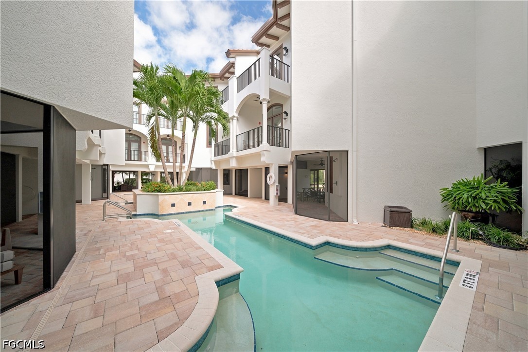 3 Bed Condominium for Sale in Bella Vita, photo 35