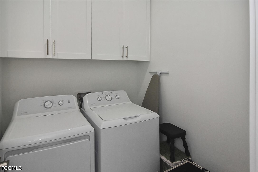 3 Bed Pool Home for Sale in Cape Coral, photo 35