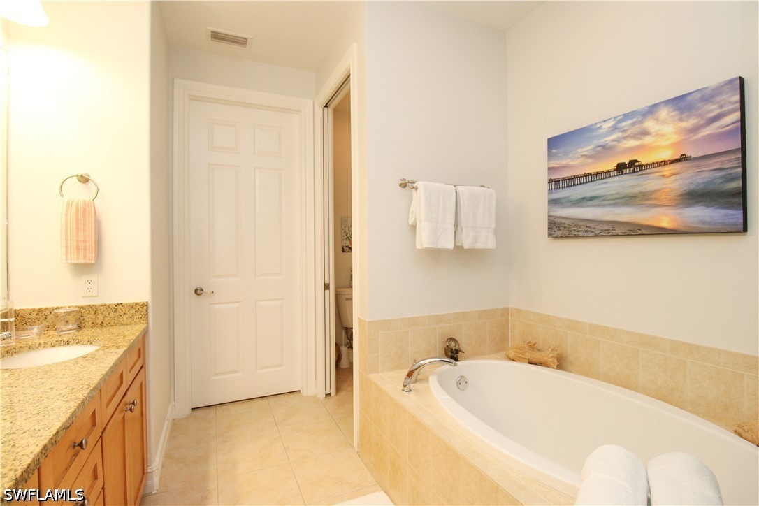 3 Bed Condominium for Sale in Ole, photo 35