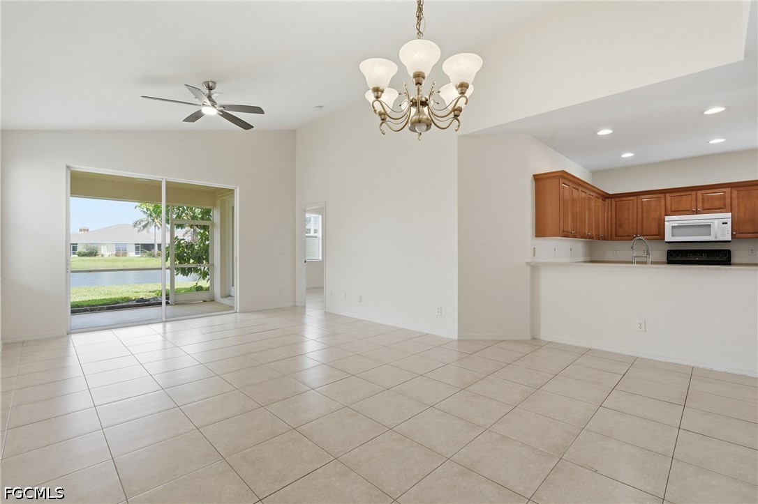 3 Bed Waterfront Home for Sale in Fort Myers, photo 35