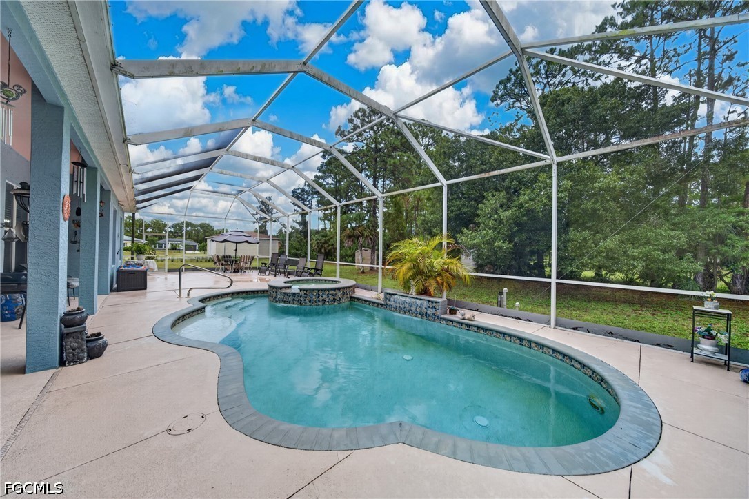 3 Bed Pool Home for Sale in Lehigh Acres, photo 35