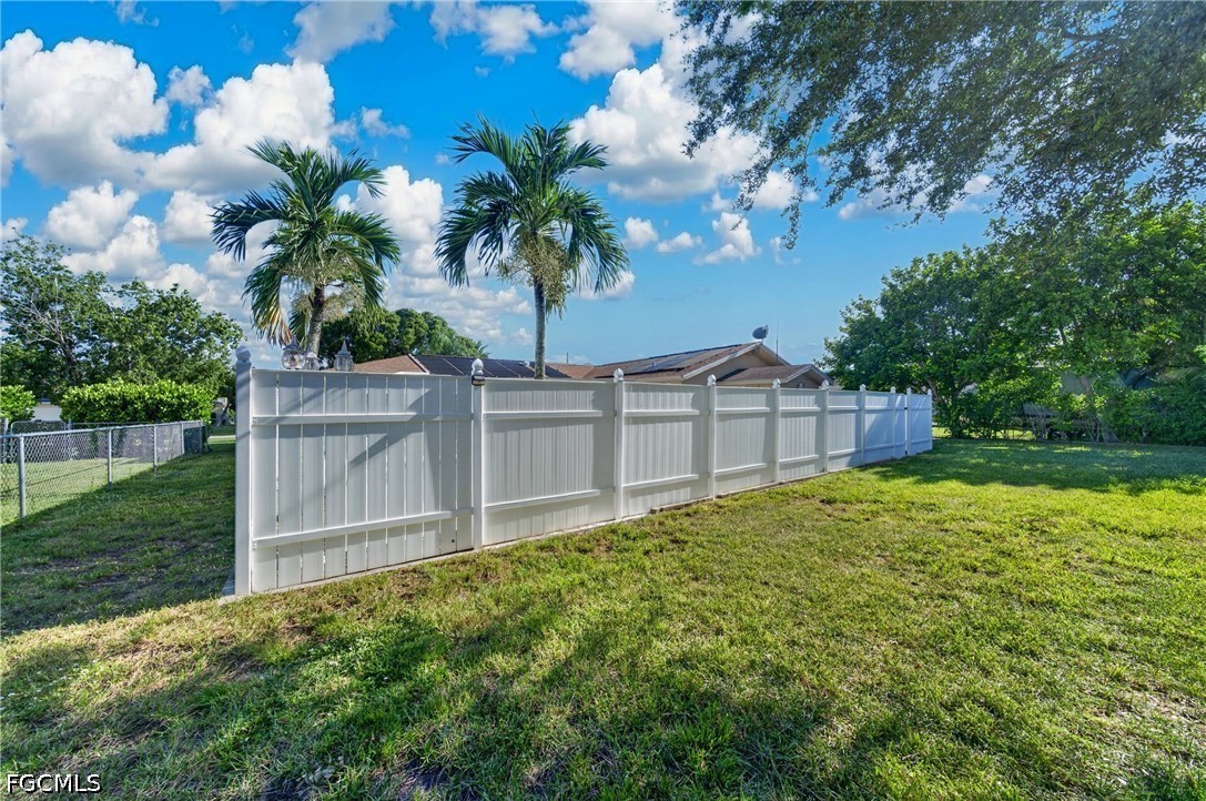 3 Bed Pool Home for Sale in Cape Coral, photo 35