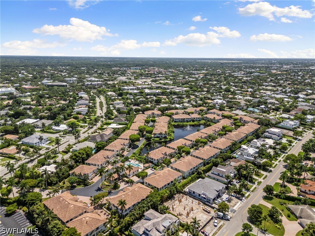 3 Bed Condominium for Sale in Colonade, photo 35