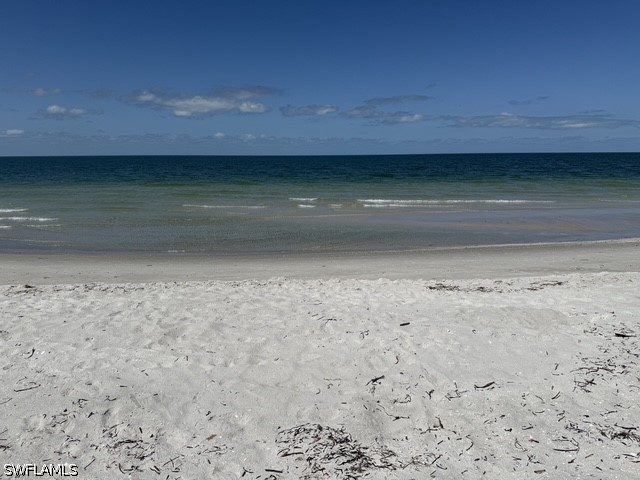 2 Bed Waterfront Home for Sale in Bay Harbor Club Condo, photo 35