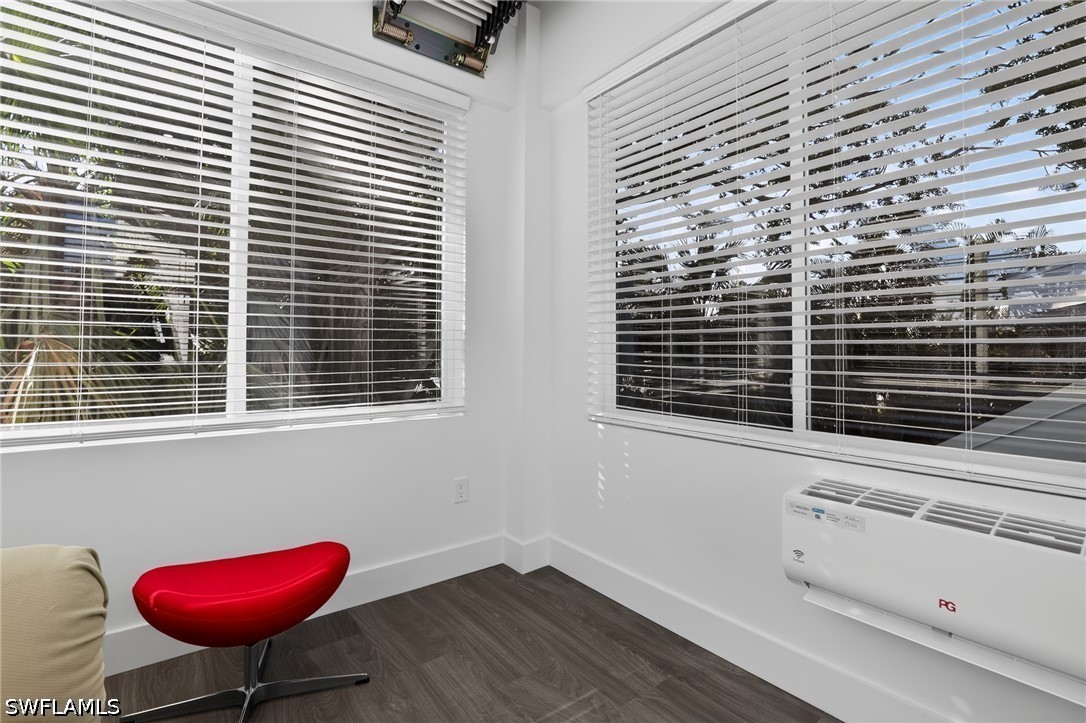 3 Bed SingleFamilyResidence for Sale in Rock Harbor, photo 35