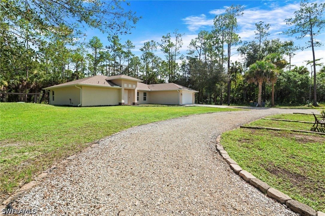 3 Bed SingleFamilyResidence for Sale in Naples, photo 35
