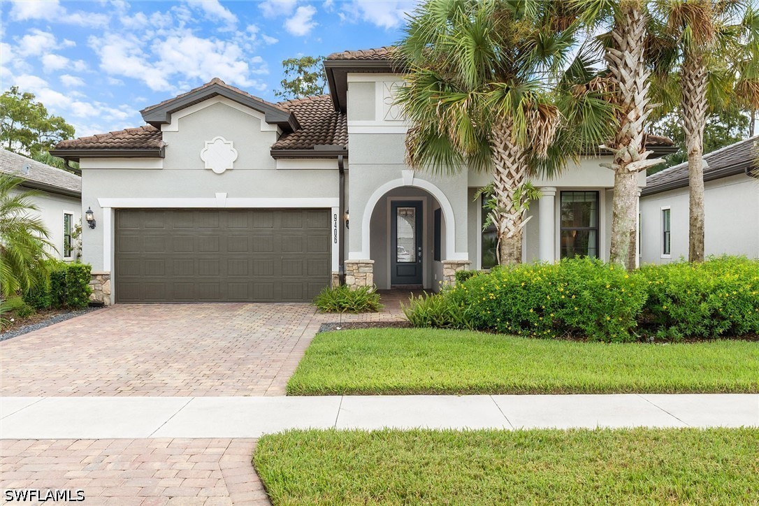 2 Bed Pool Home for Sale in Naples, photo 35