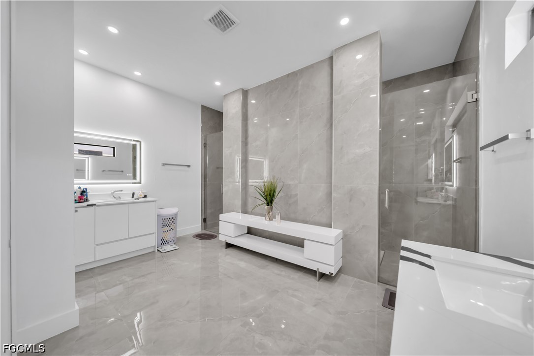 4 Bed Pool Home for Sale in Cape Coral, photo 35