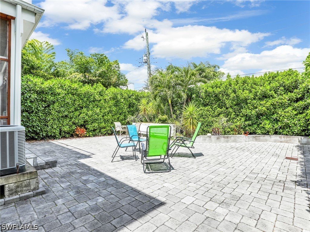 3 Bed SingleFamilyResidence for Sale in Naples, photo 35
