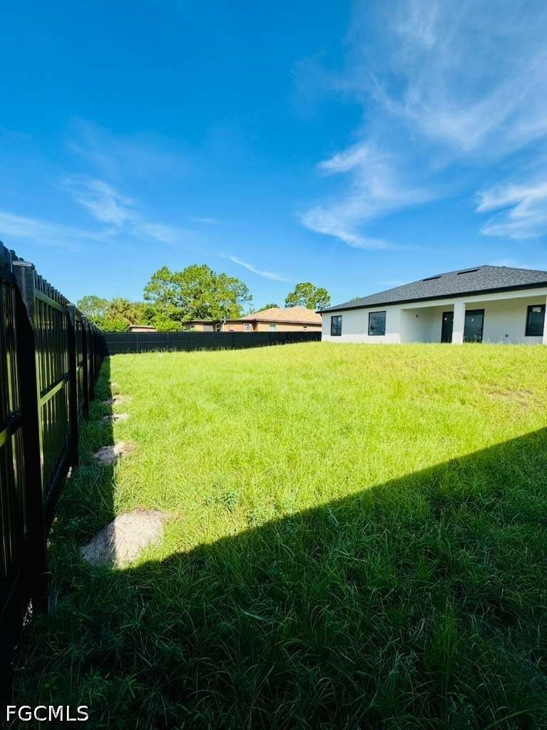 3 Bed SingleFamilyResidence for Sale in Lehigh Acres, photo 35