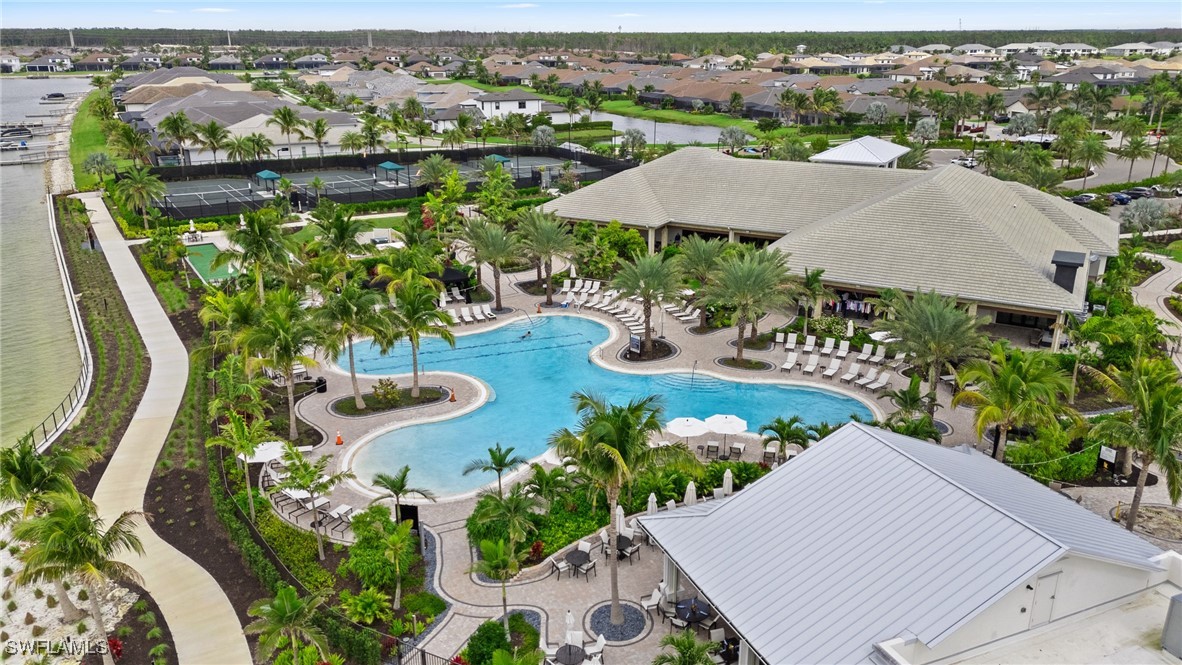 2 Bed Condominium for Sale in Fort Myers, photo 36