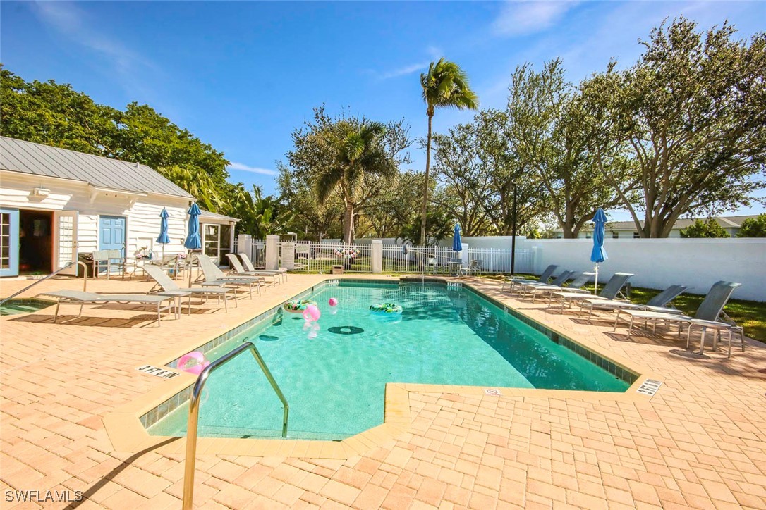3 Bed Pool Home for Sale in Coconut Creek, photo 36