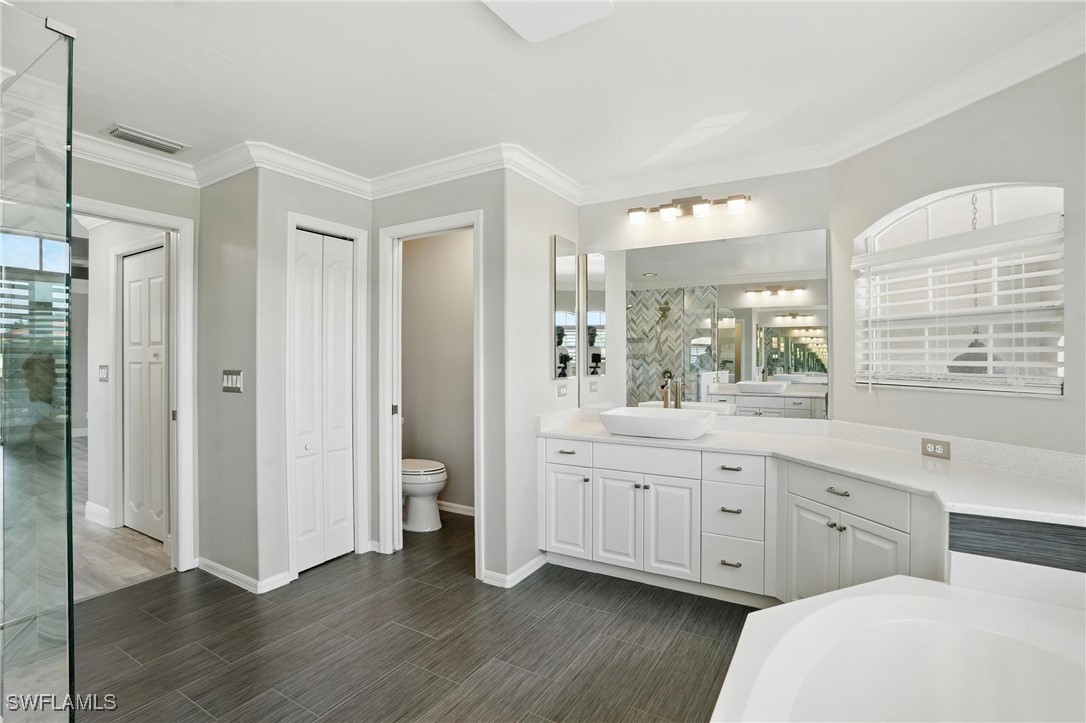 4 Bed Pool Home for Sale in Westminster, photo 36