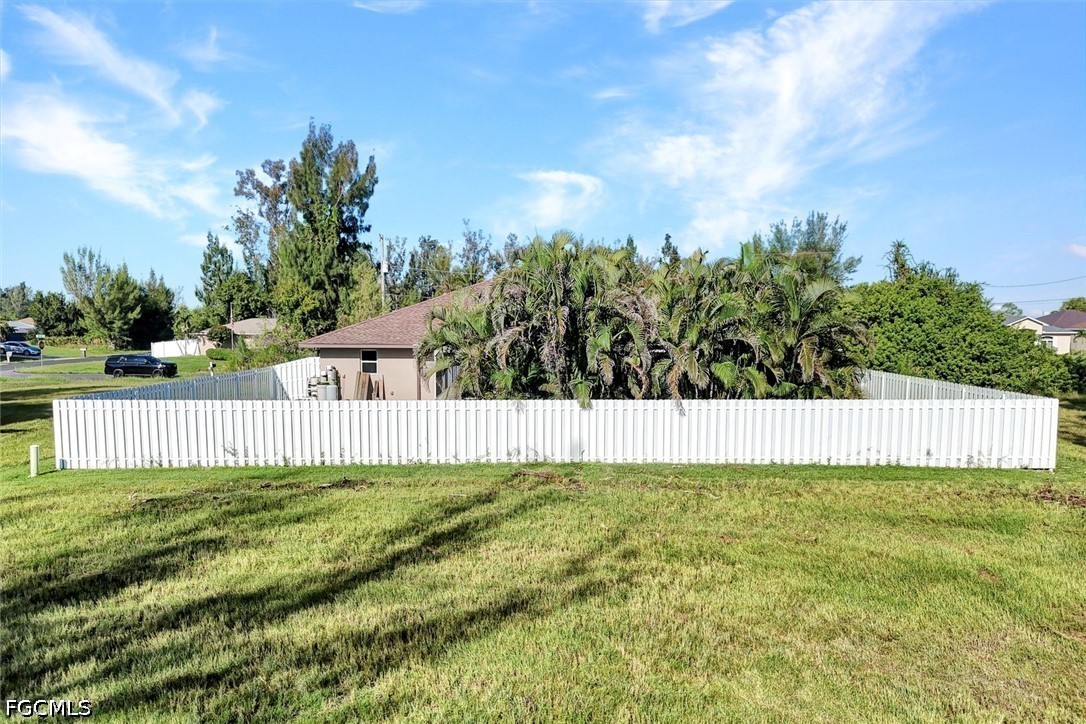 4 Bed Pool Home for Sale in Cape Coral, photo 36