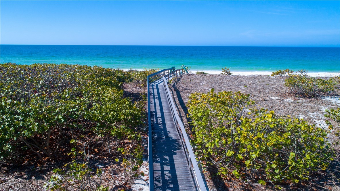 3 Bed Waterfront Home for Sale in Barefoot Beach Club, photo 36