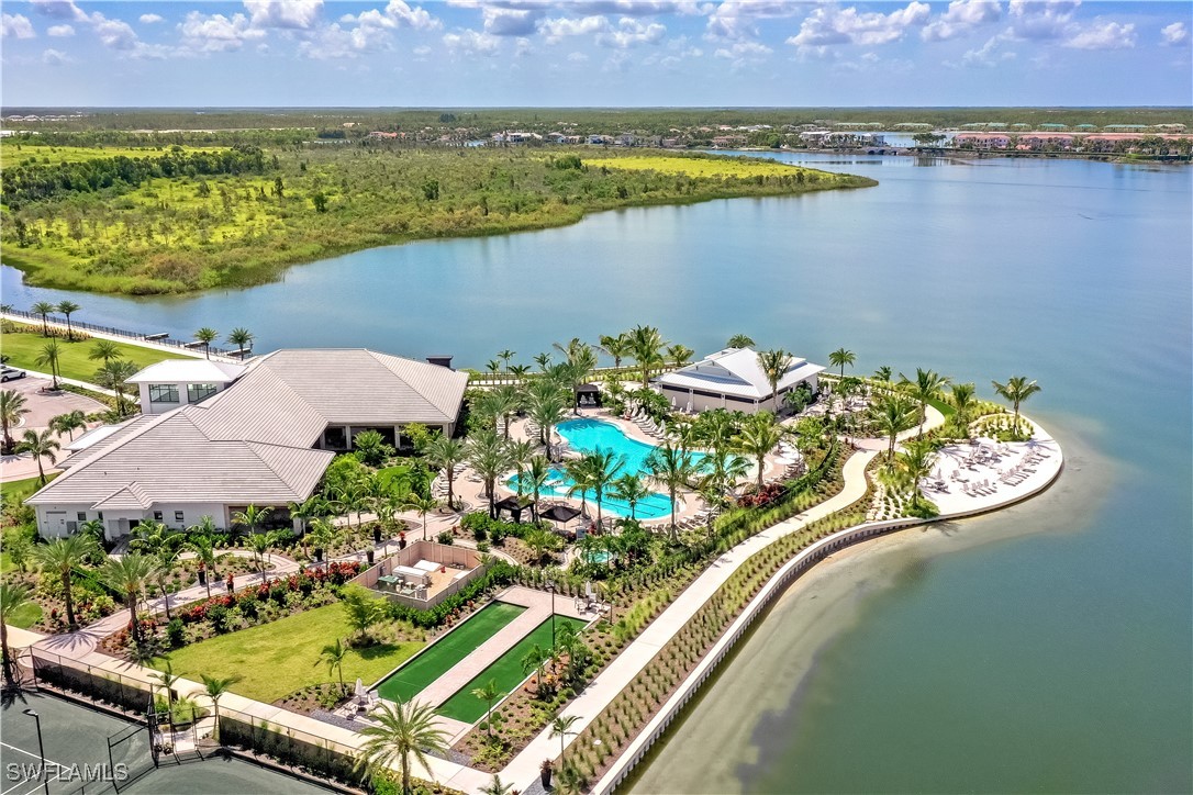 2 Bed Waterfront Home for Sale in Fort Myers, photo 36
