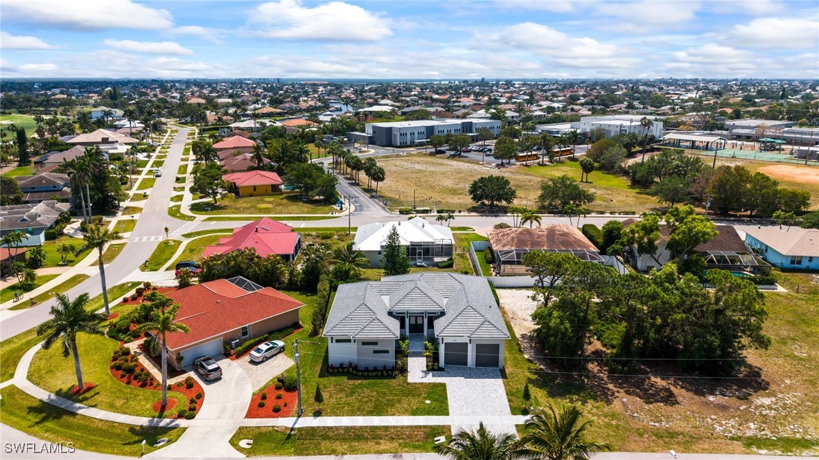 3 Bed Pool Home for Sale in Marco Island, photo 36