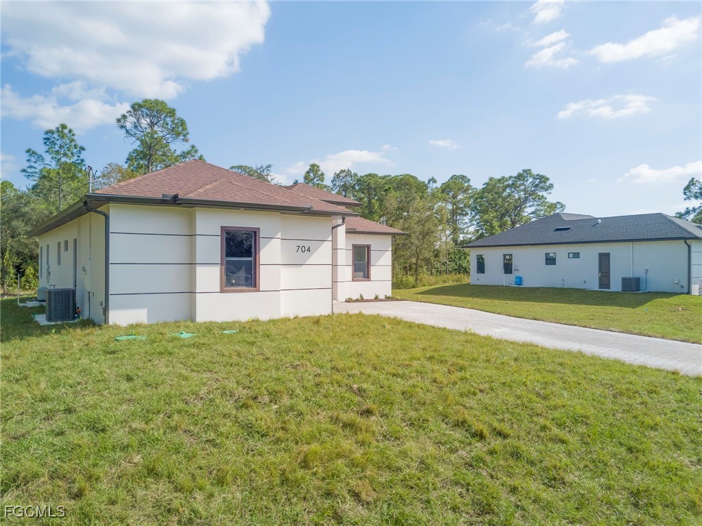 3 Bed SingleFamilyResidence for Sale in Lehigh Acres, photo 36