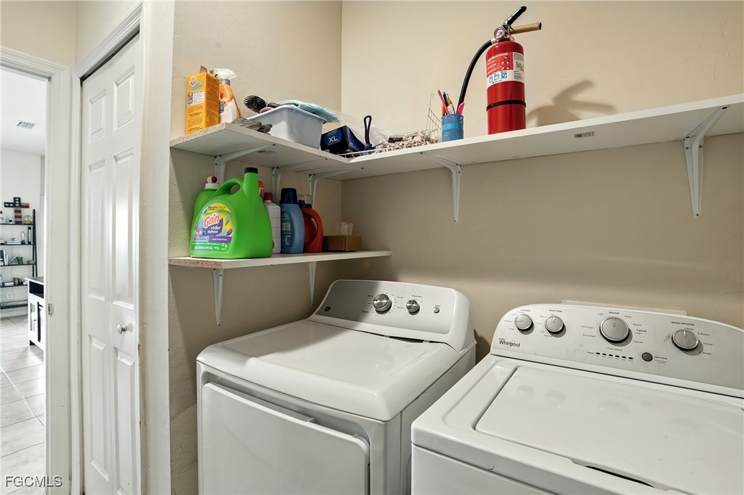 4 Bed SingleFamilyResidence for Sale in Cape Coral, photo 36