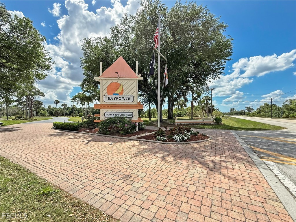 2 Bed Waterfront Home for Sale in North Fort Myers, photo 36