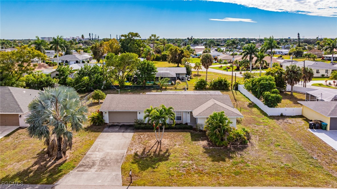 3 Bed Pool Home for Sale in Cape Coral, photo 36