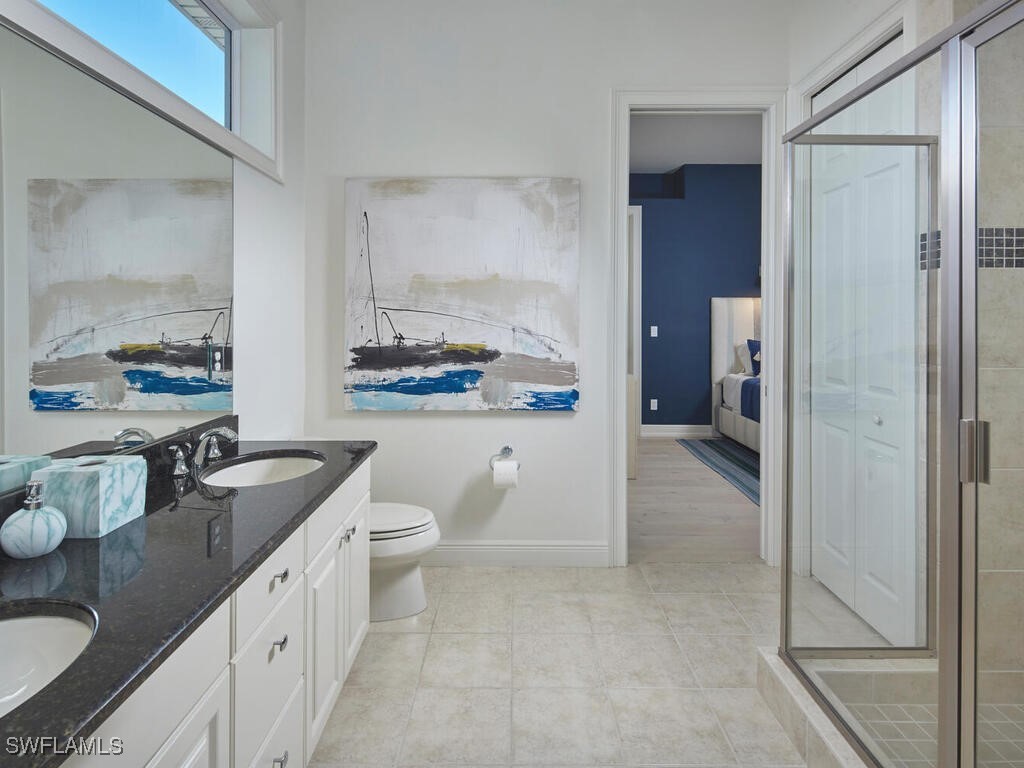 6 Bed Pool Home for Sale in Park Shore, photo 36