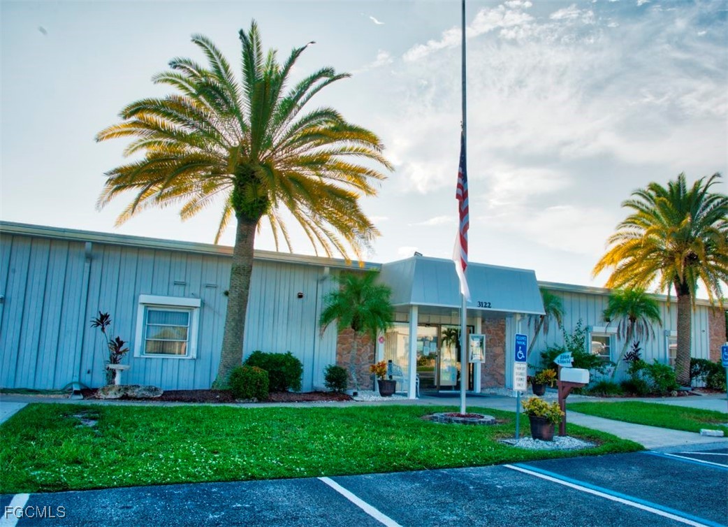 2 Bed ManufacturedHome for Sale in North Fort Myers, photo 36