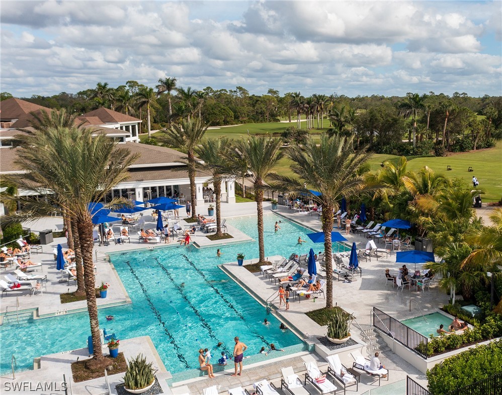 2 Bed Condominium for Sale in Naples, photo 36