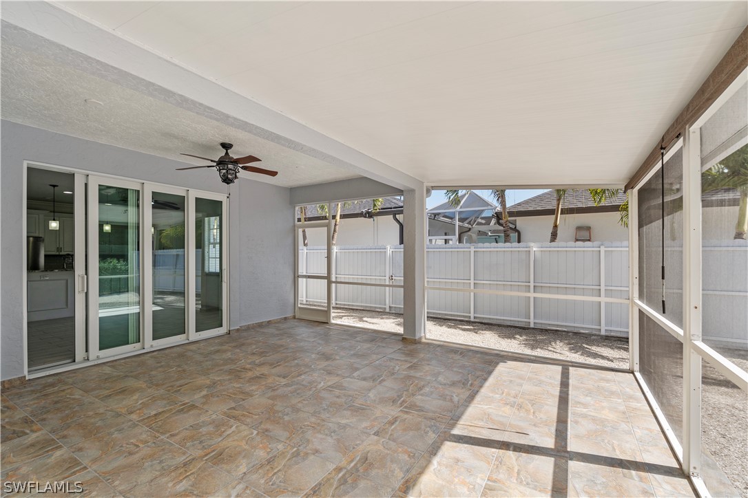 3 Bed SingleFamilyResidence for Sale in Naples, photo 36
