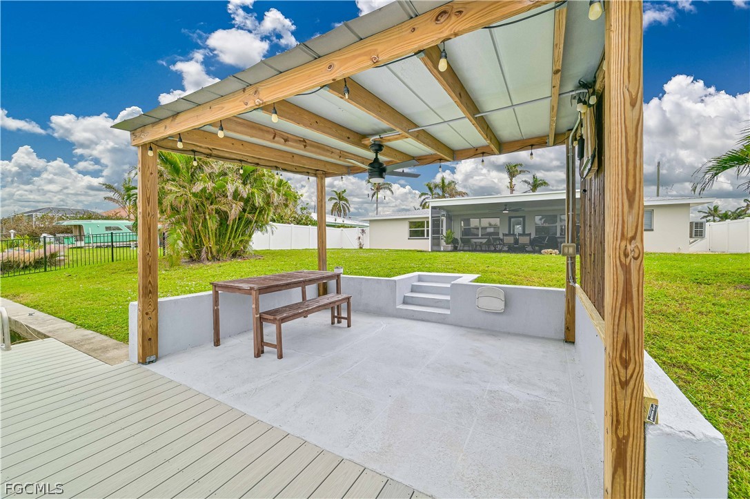 3 Bed Waterfront Home for Sale in Cape Coral, photo 36