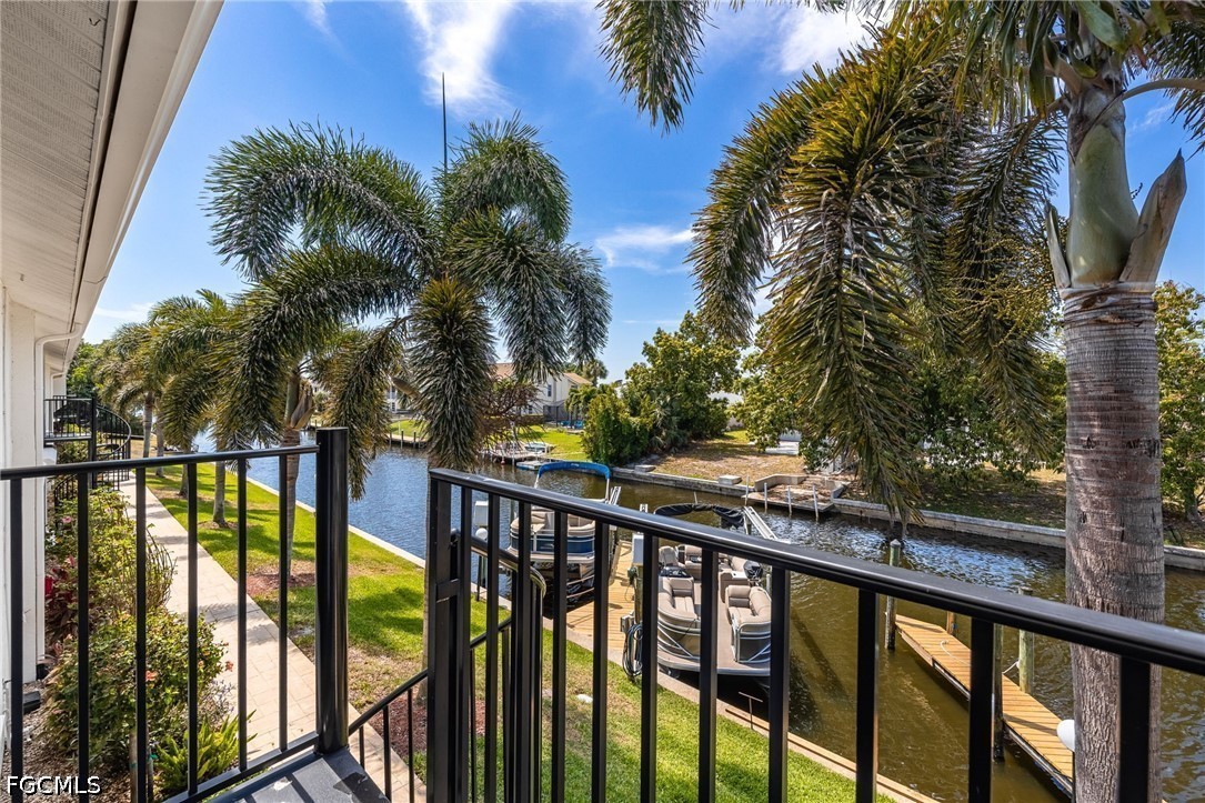 2 Bed Waterfront Home for Sale in Cape Coral, photo 36