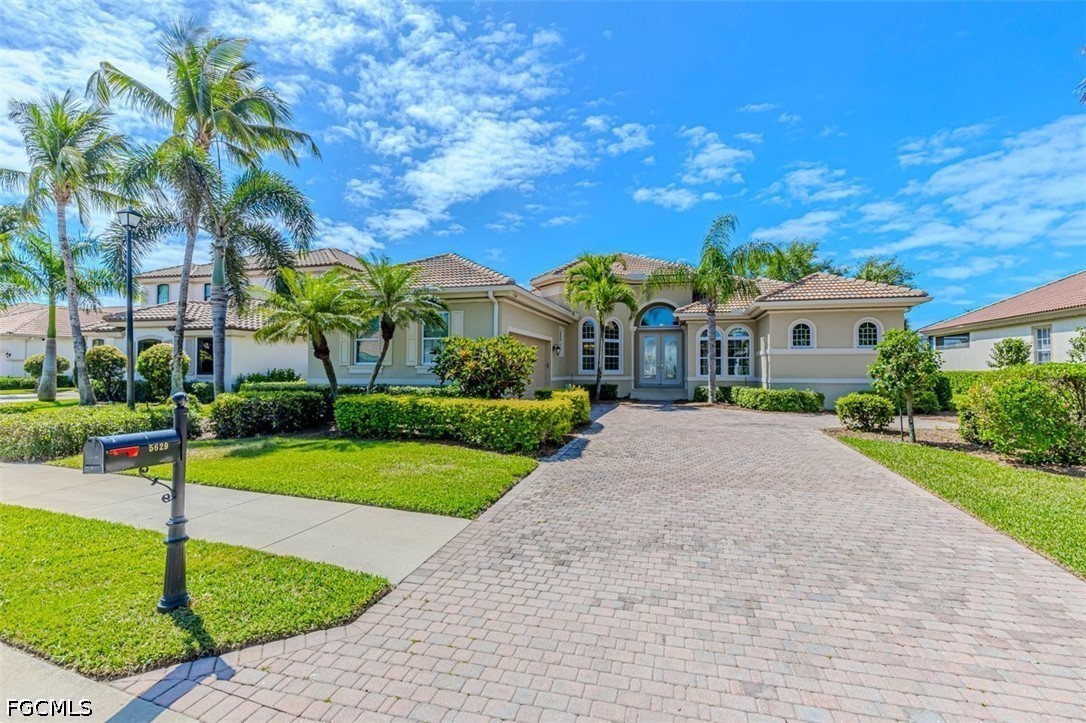 4 Bed Pool Home for Sale in Emerson Square, photo 36