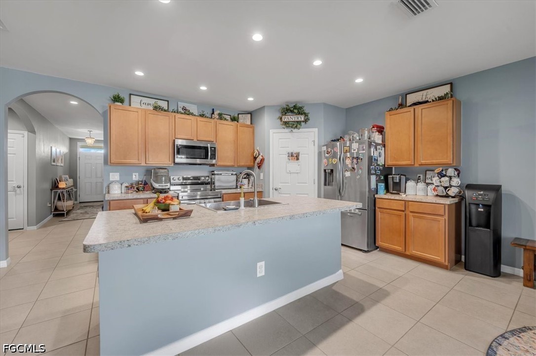 4 Bed SingleFamilyResidence for Sale in Cape Coral, photo 36