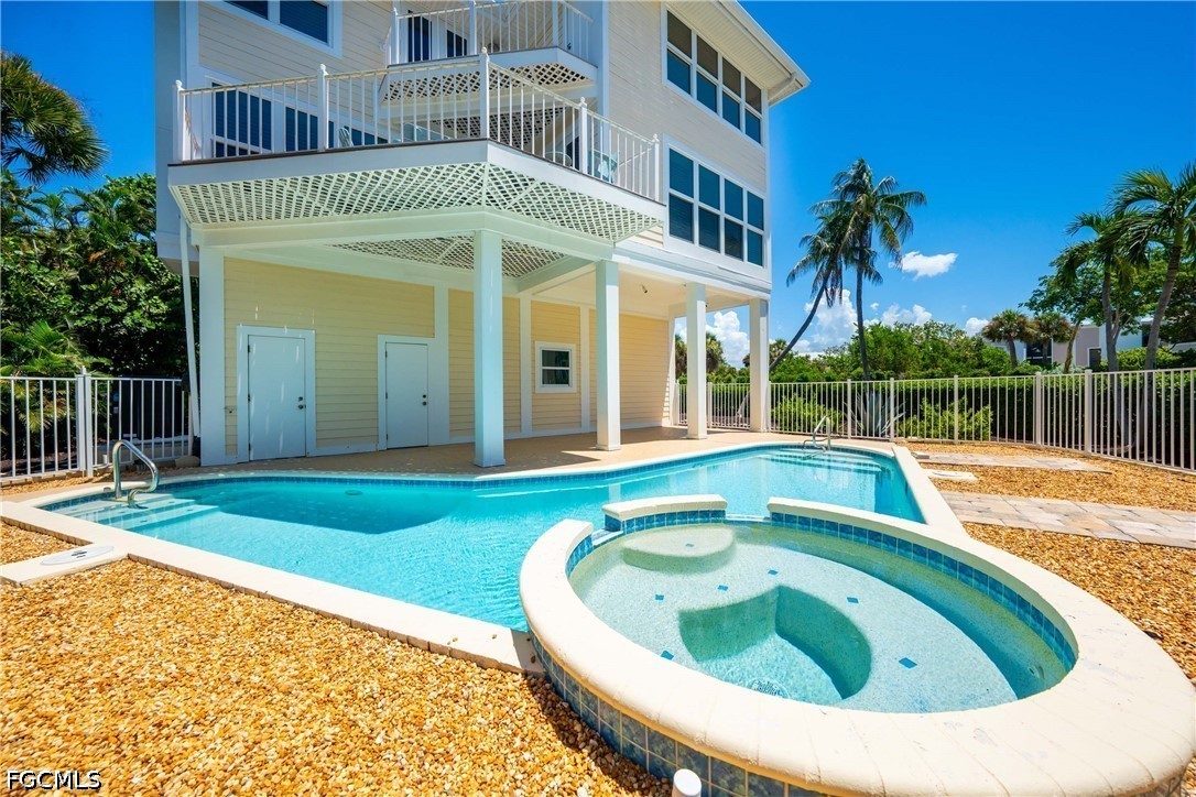 4 Bed Pool Home for Sale in Sanibel, photo 36